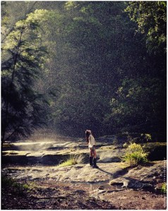 daydreaming-daydreaming-31008775-553-694