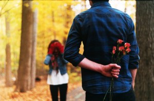 couple-flower-love-surprise-Favim.com-120862_large